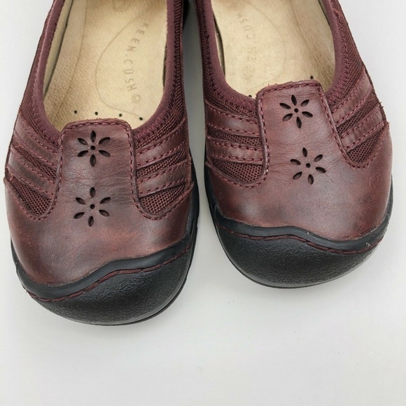 KEEN Cush Paradise Red Burgundy Leather Flats Sz 5 - Picture 3 of 7